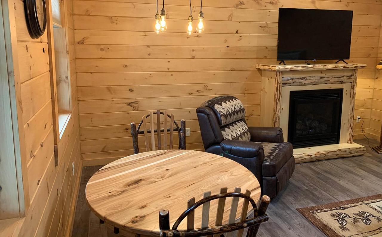 Briarwood Cabin By Amish Country Lodging Berlin Exterior foto