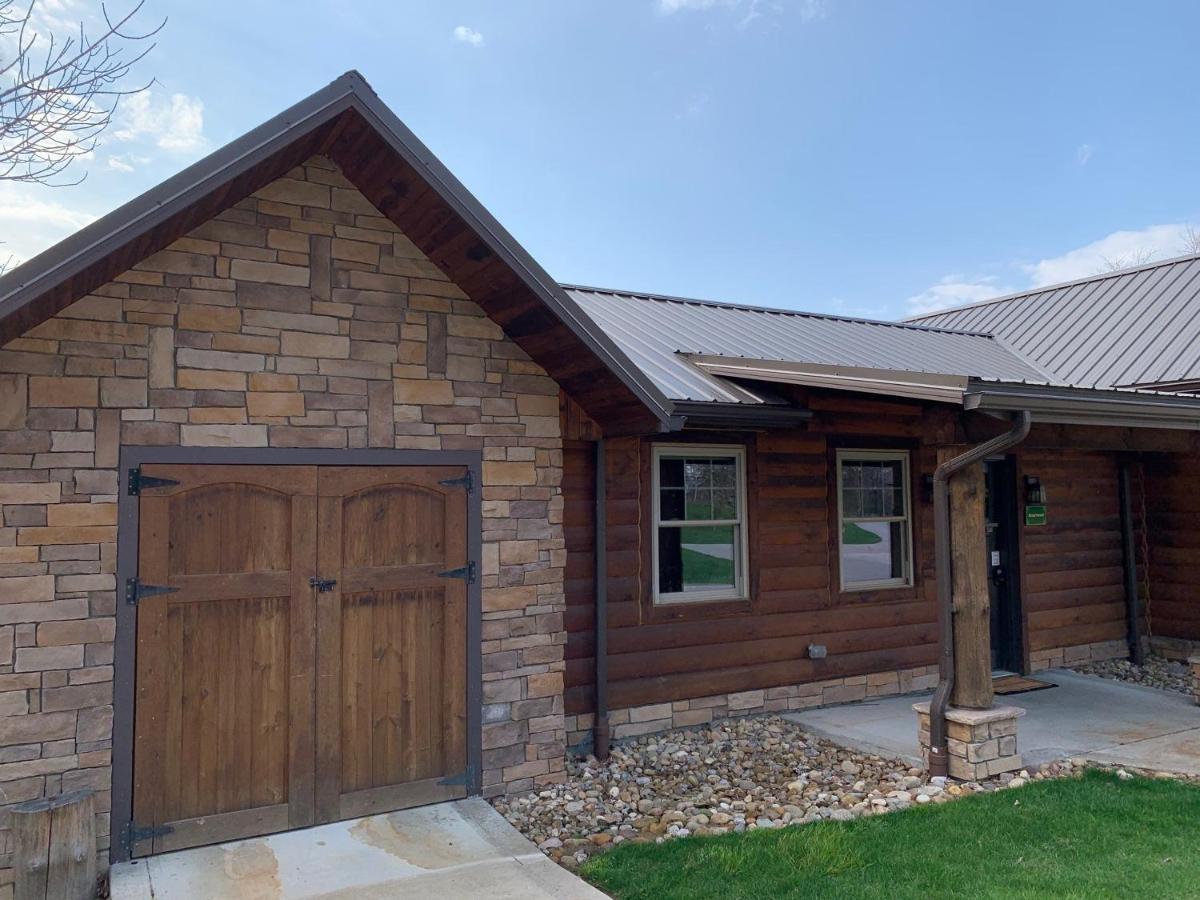 Briarwood Cabin By Amish Country Lodging Berlin Exterior foto